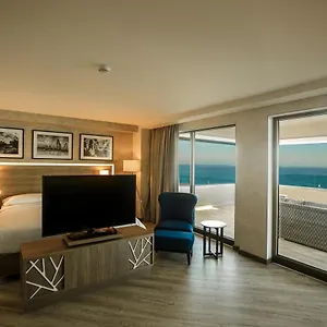**** Otel Radisson Azerbaycan